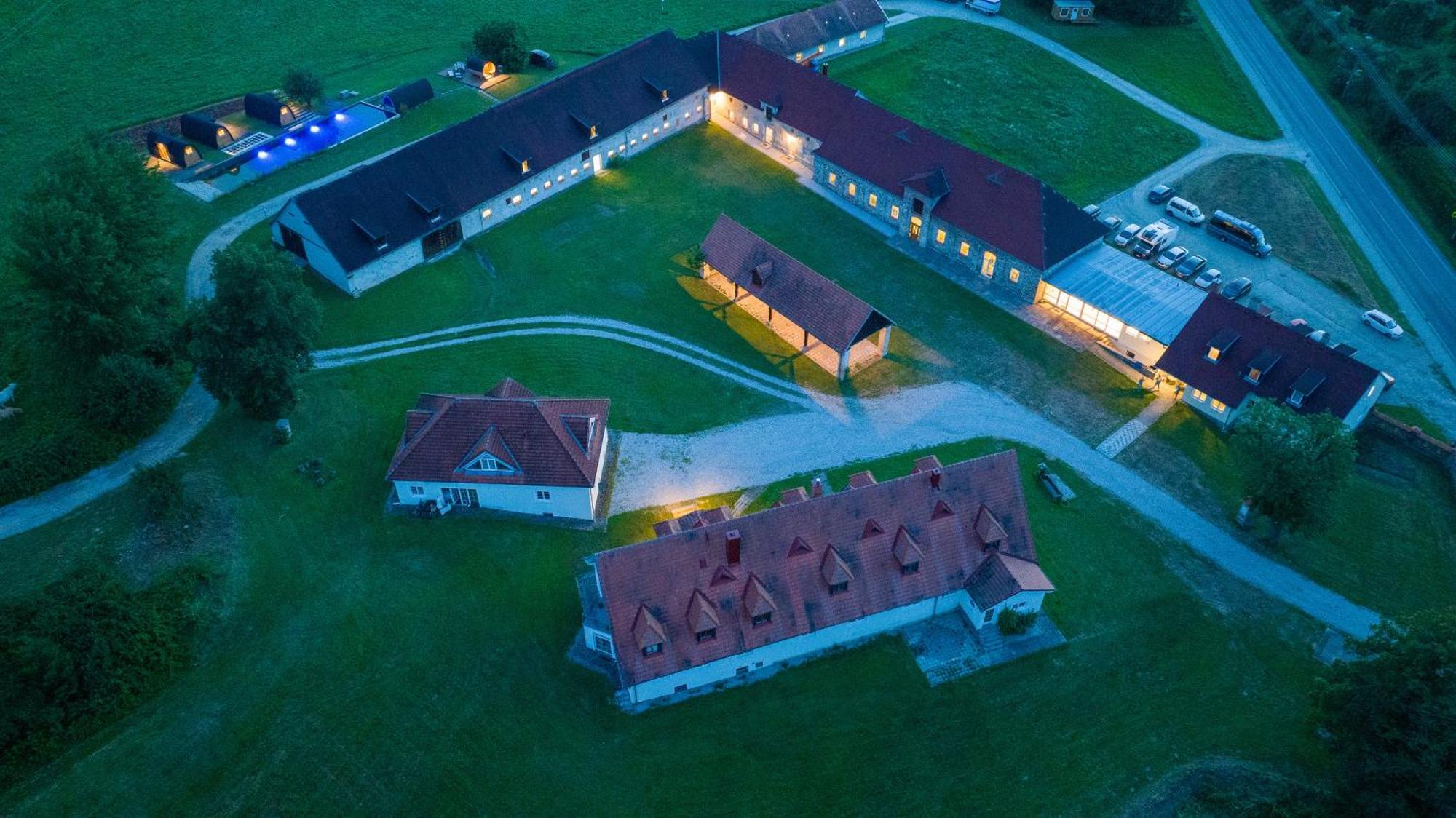 La Boheme Lodges And Glamping Vrhavec Екстериор снимка